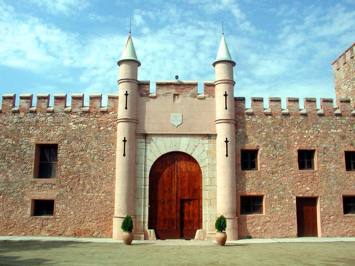 Masía de San Juan Casas Rurales con piscina y vistas a la montaña Segorbe Exterior foto