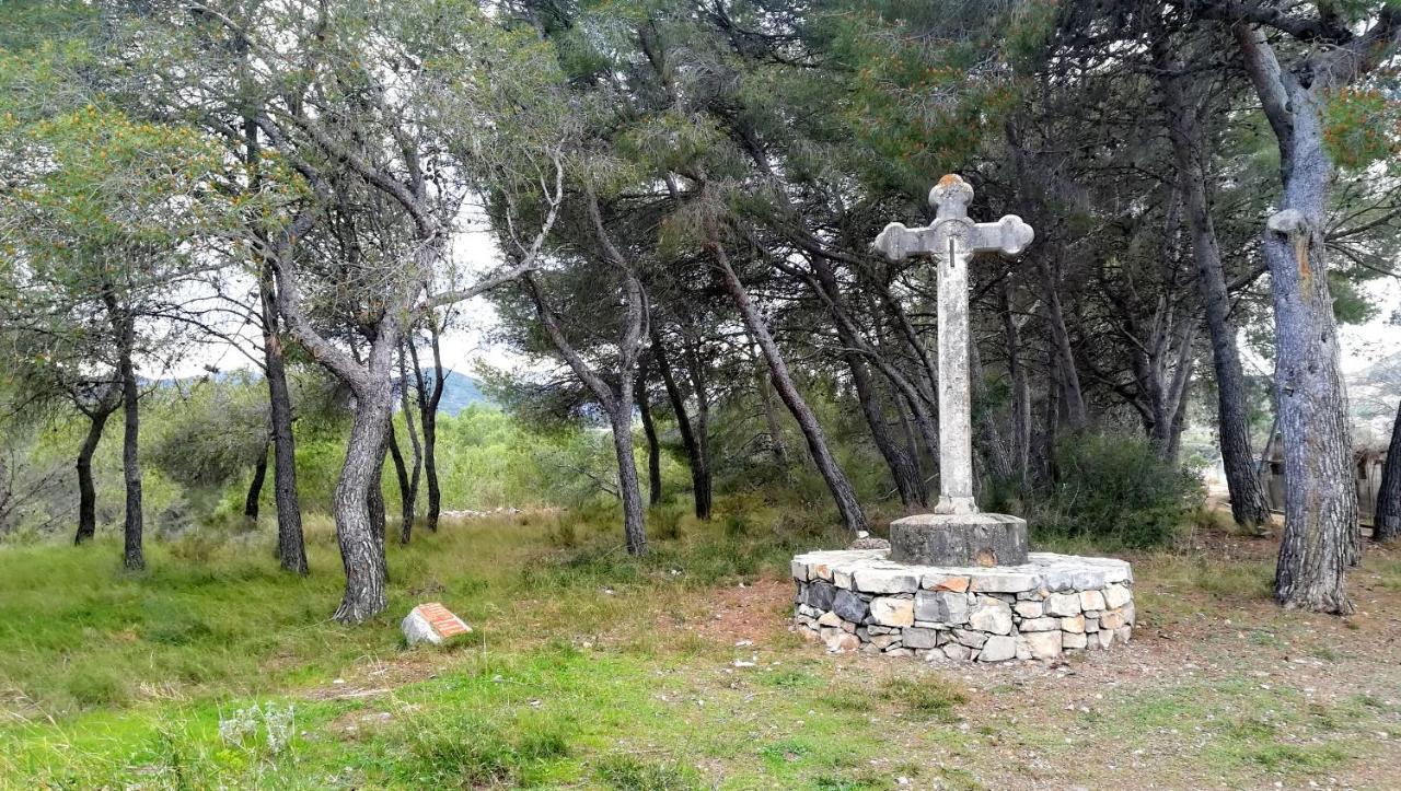 Masía de San Juan Casas Rurales con piscina y vistas a la montaña Segorbe Exterior foto