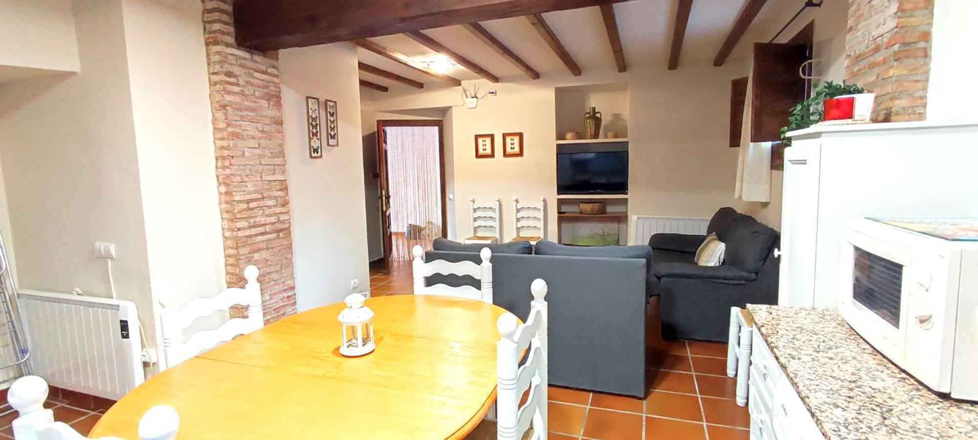 Masía de San Juan Casas Rurales con piscina y vistas a la montaña Segorbe Exterior foto